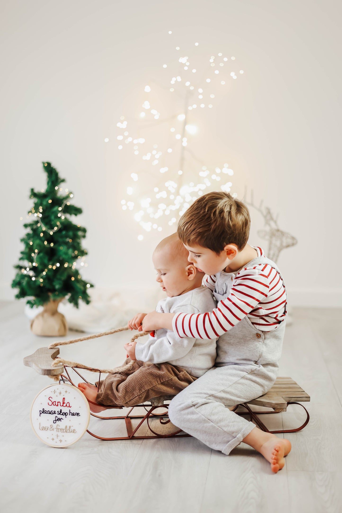 Santa Please Stop Decoration