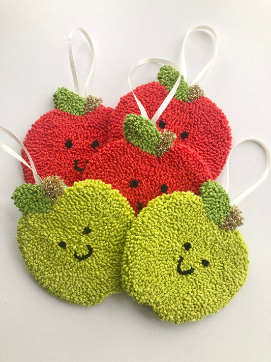 Apple Smiley Decoration