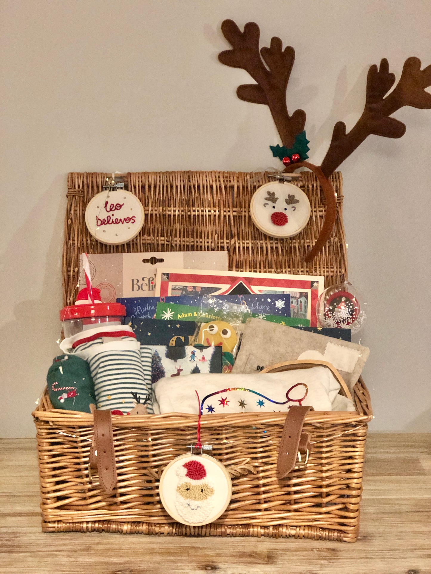 Santa Decoration (Hoop)